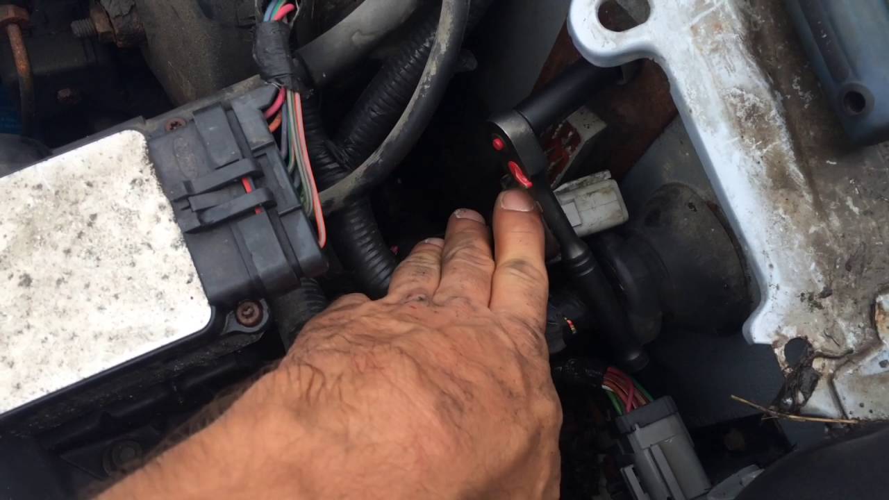 How to remove a computer ECU/ECM on a Lincoln town car