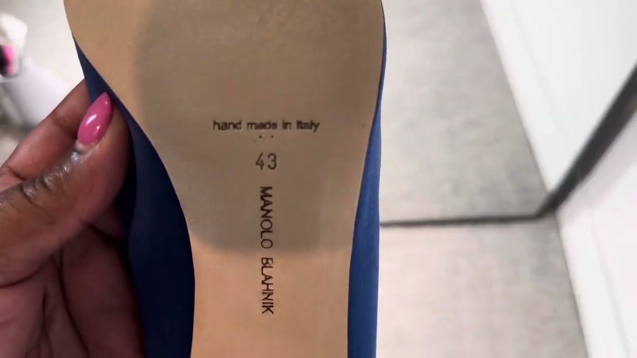 Manolo Blahnik Hangisi 70mm Blue Crystal Size 43