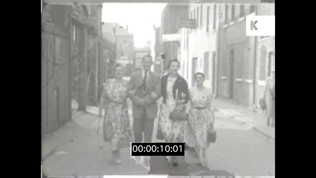 1950s, 1960s UK, North of England Coach Trip, Summer Holiday Home Movies