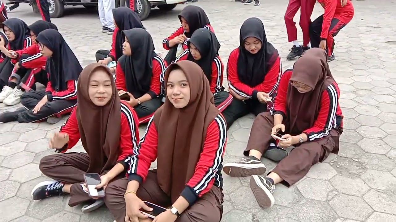 Pembagian door prize selesai jalan santai 😍👍