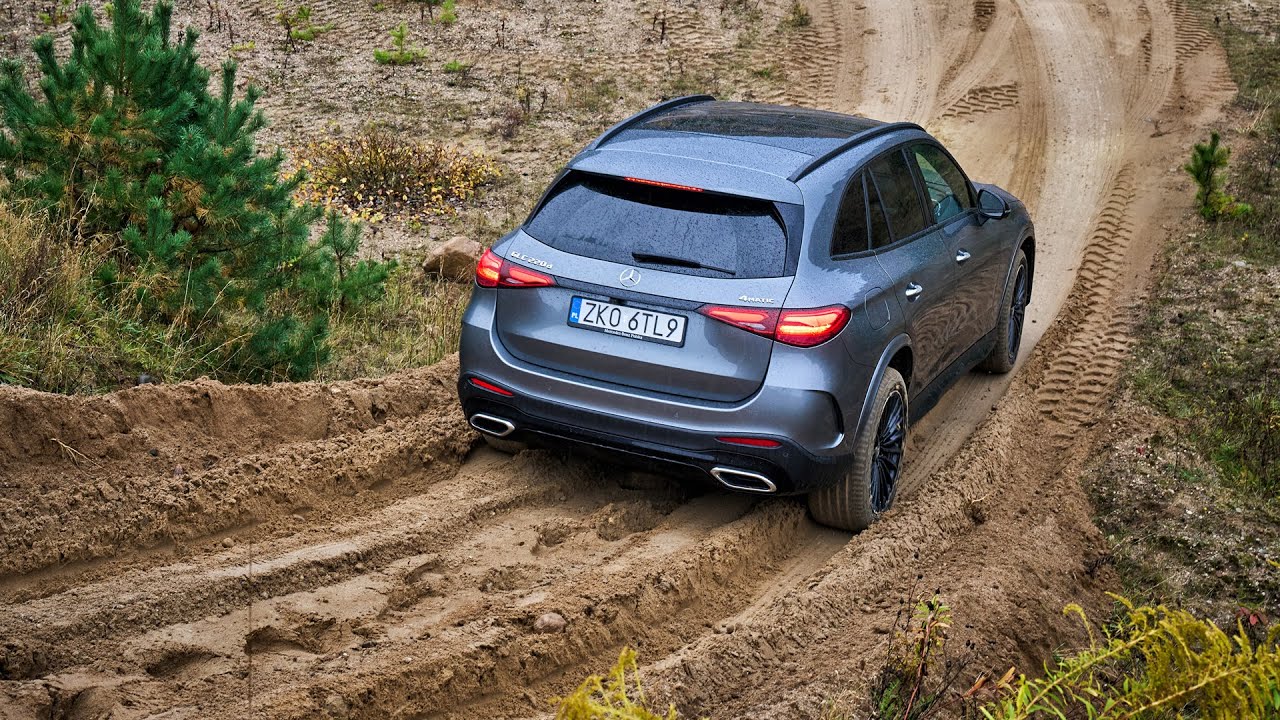 Mercedes-Benz GLC 4Matic 2023 offroad. GLC 200 Airmatic suspension, 360 camera transparent bonnet