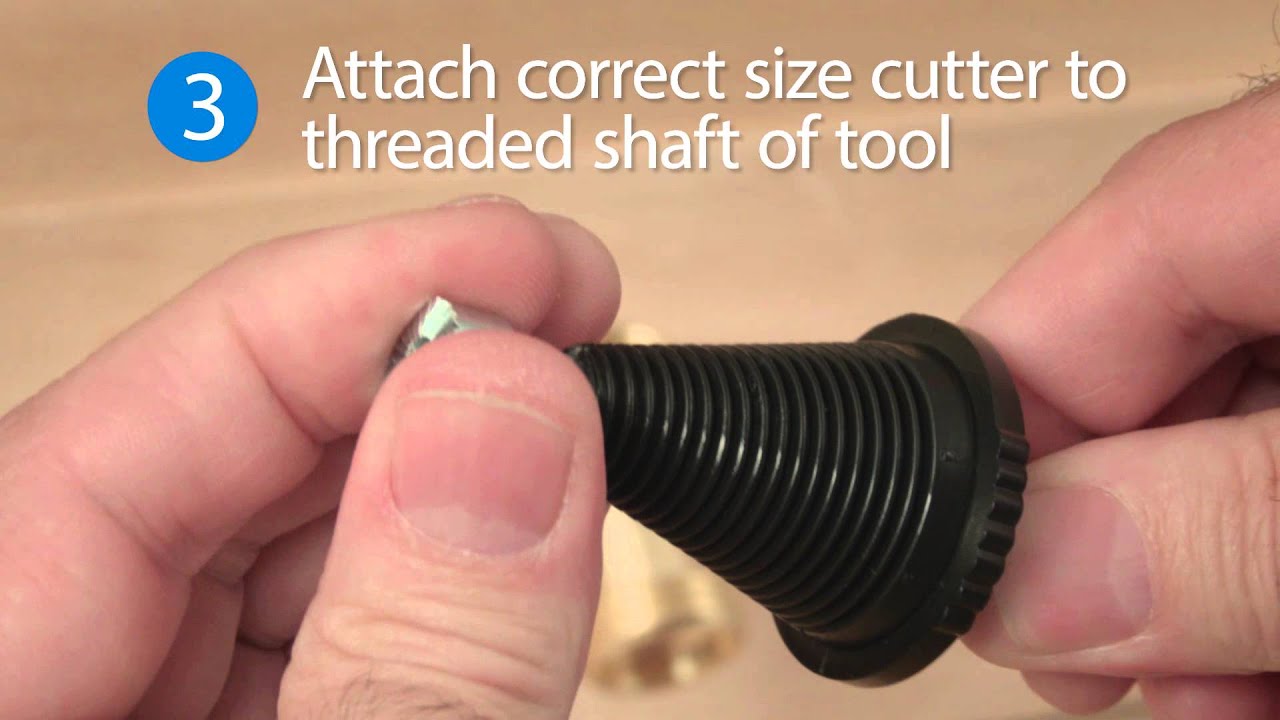 How to Use a BrassCraft&reg; Long-Stem Reseating Tool
