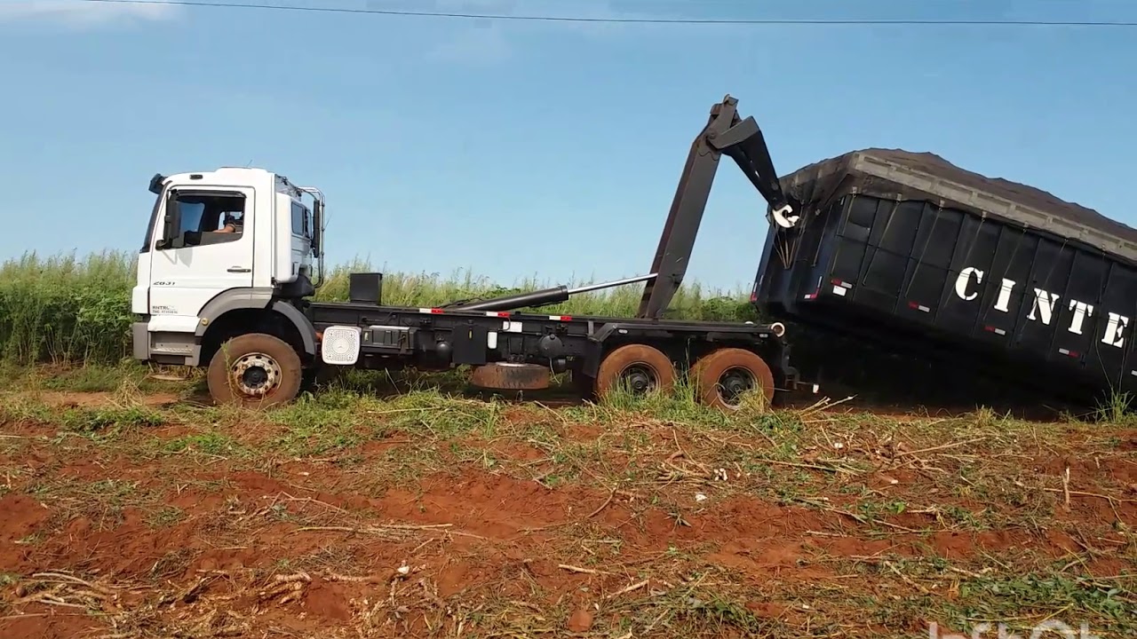 Rollon rollof carga de mandioca