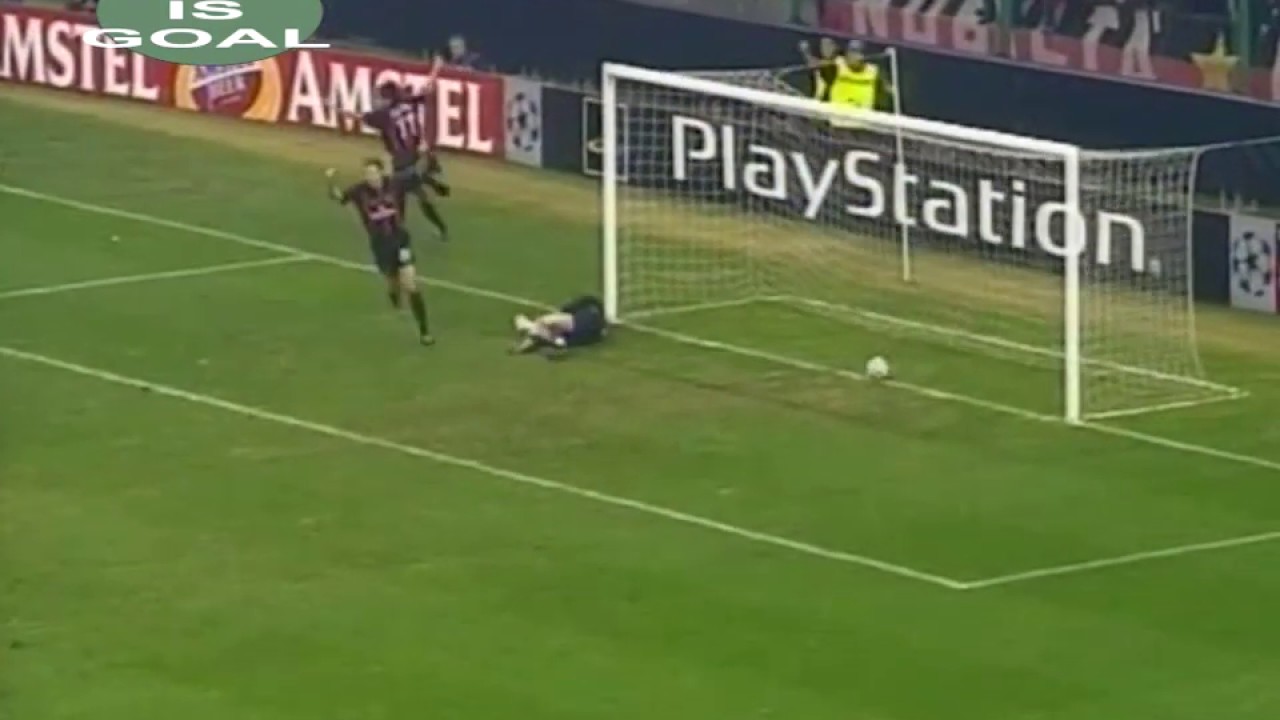 Goal! Demetrio Albertini. AC Milan vs FC Barcelona. 18.10.2000