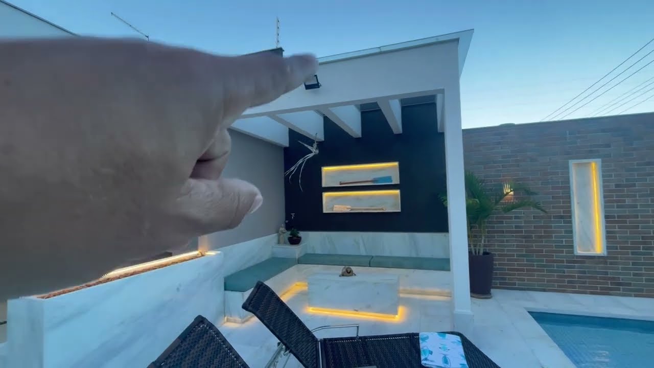 Uma Mansão em Guarapari Por Incríveis R$2.1 Milhões: Um Passo Dentro de Um Sonho!