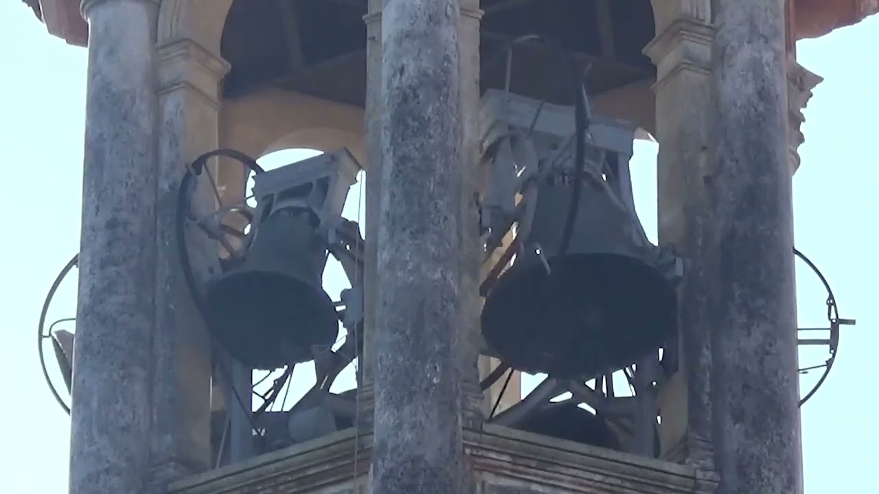 Le campane di Oleggio (NO) Chiesa Parrocchiale dei Santi Pietro e Paolo 