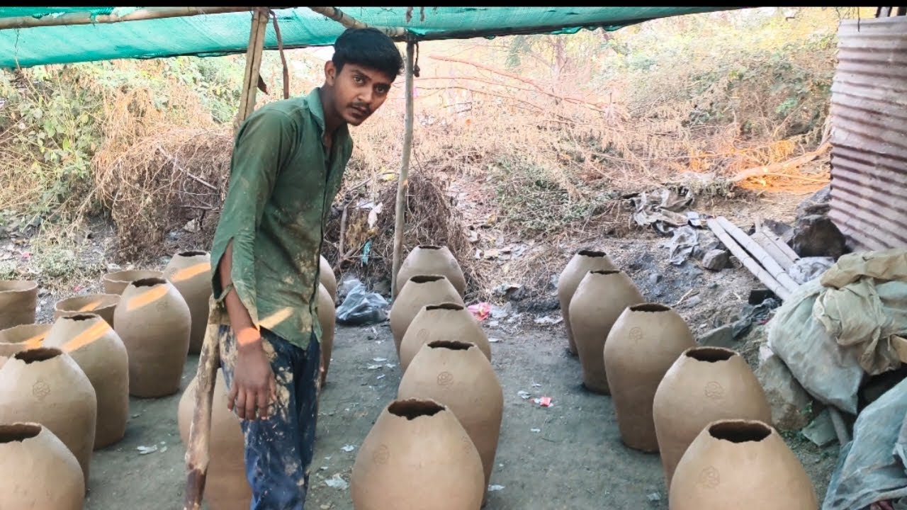Aaj mati barik karai 