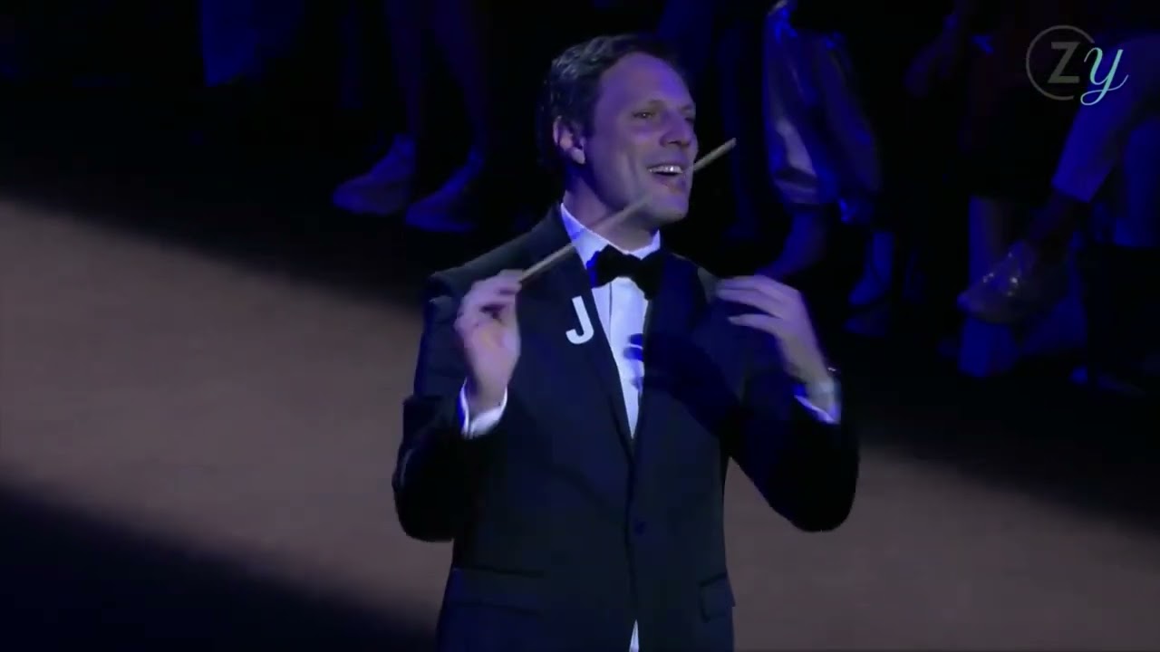 JC PAJARES & Turina Symphony Chorus en MBFW Madrid 2022