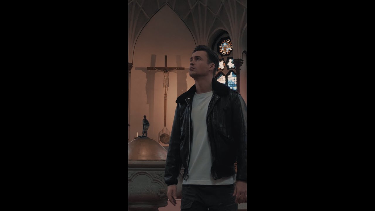 Louis Held - Zu zweit ( Vertical Performance Video )