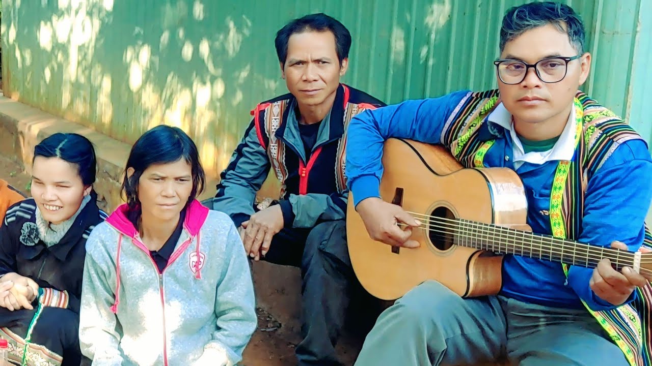 Dân ca jrai hay 2026 - cô bệnh tật chú gánh cong lưng vác lau chùi tắm rửa chăm sóc | dần toi