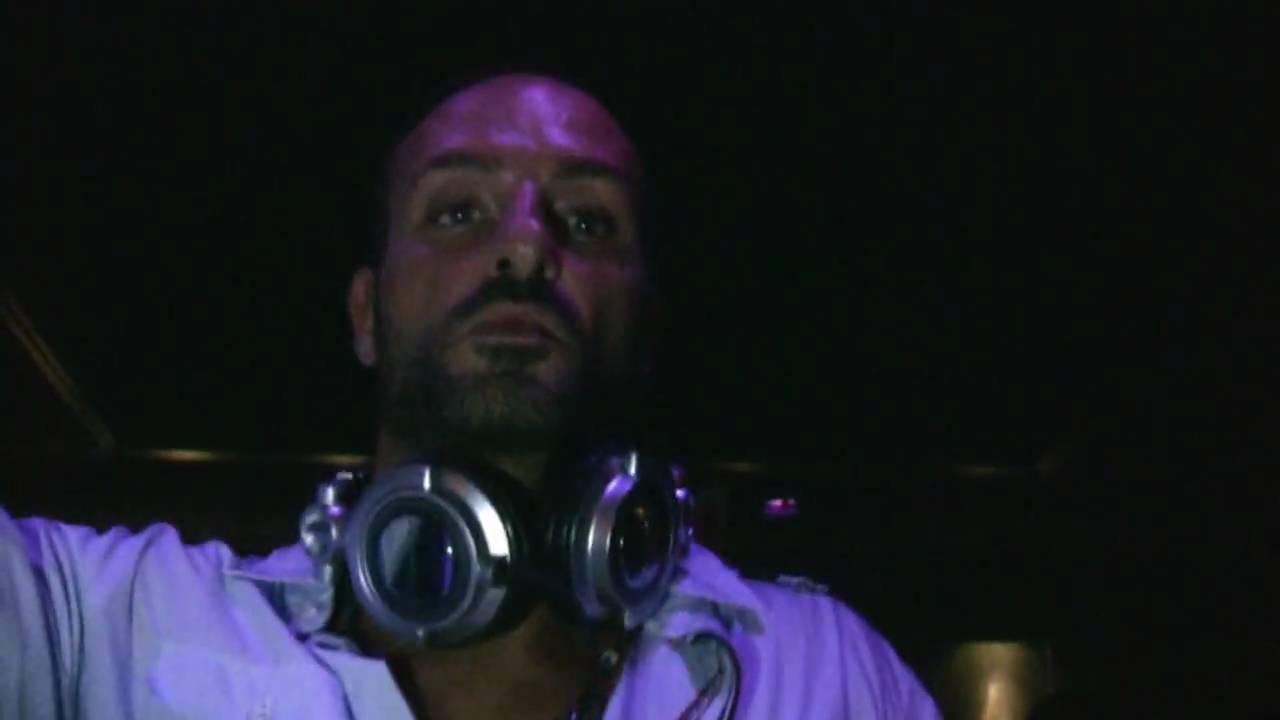 Ночь клуба друзей в aer Club Stuttgart (ОФИЦИАЛЬНО)