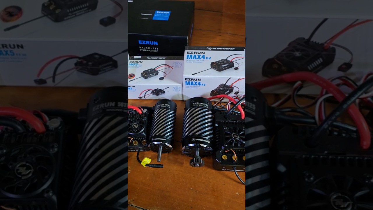 Hobbywing max 5 800kv🔥 VS Hobbywing max 4 560kv🔥12s #beast #rcadventure #hobbywing #youtubeshorts