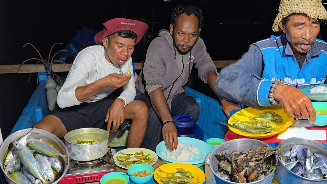 Hidup diatas perahu Mancing, Masak dan Makan