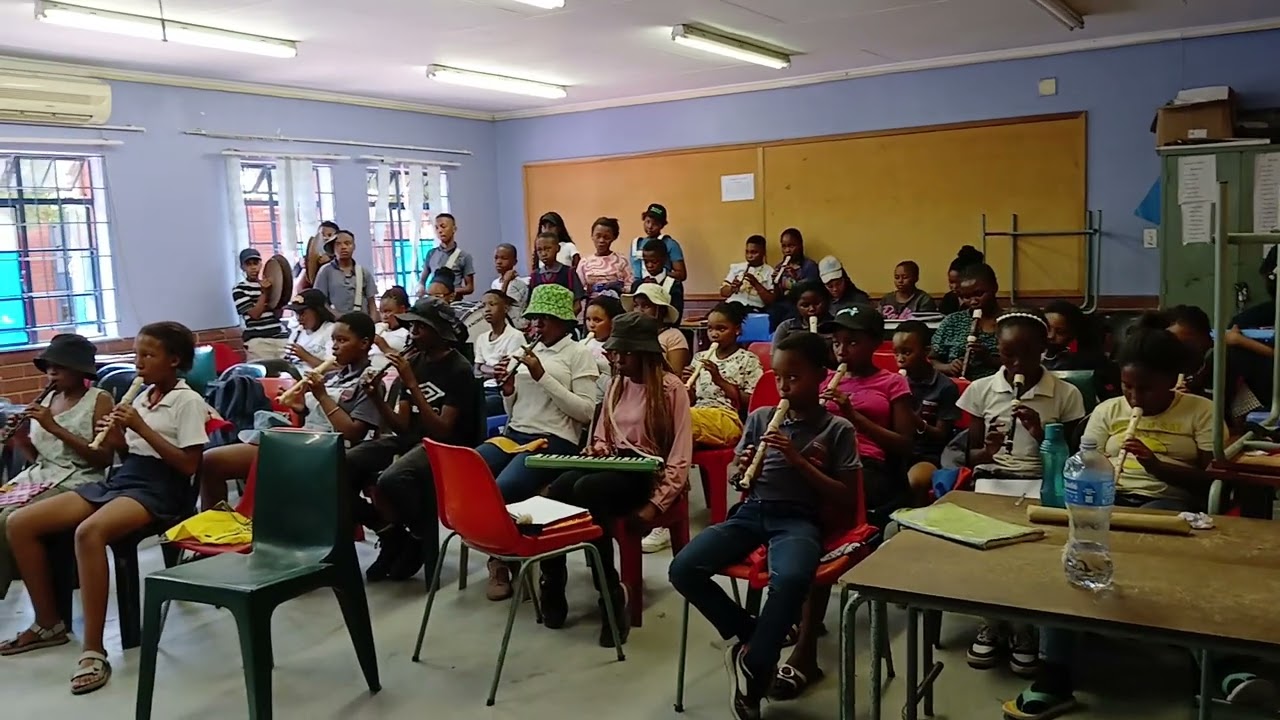 Nelson Mandela Primary School Band - Hosanna