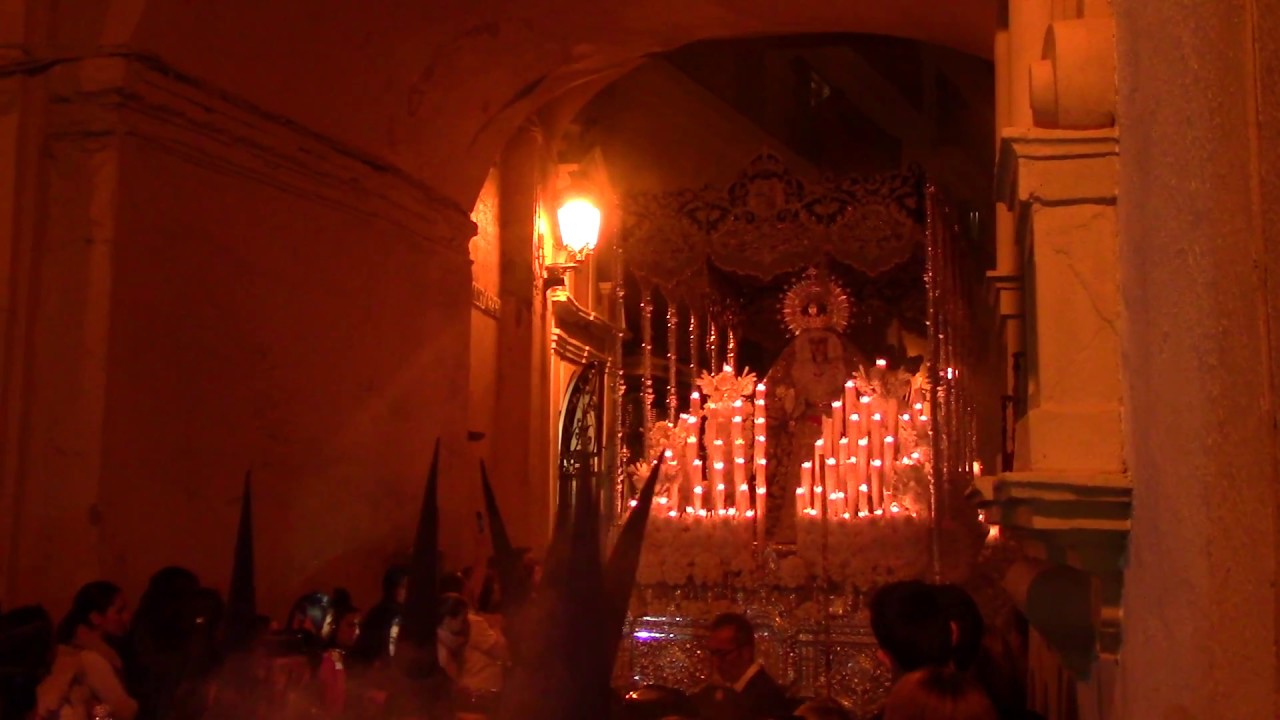 Caridad del Baratillo por el Postigo | SS Sevilla 2018