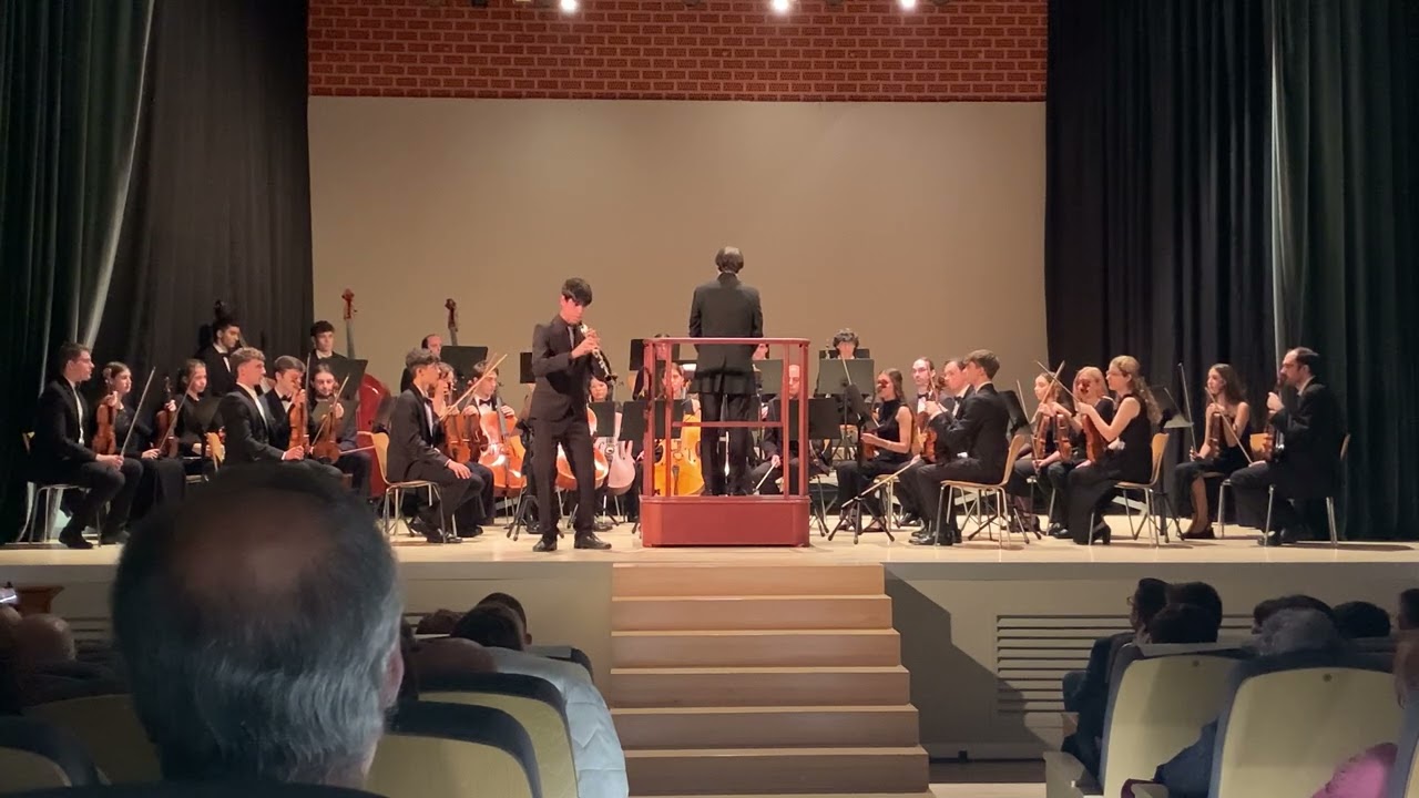MOZART: Oboe Concerto in C Major (Germán Bernabeu, solista)