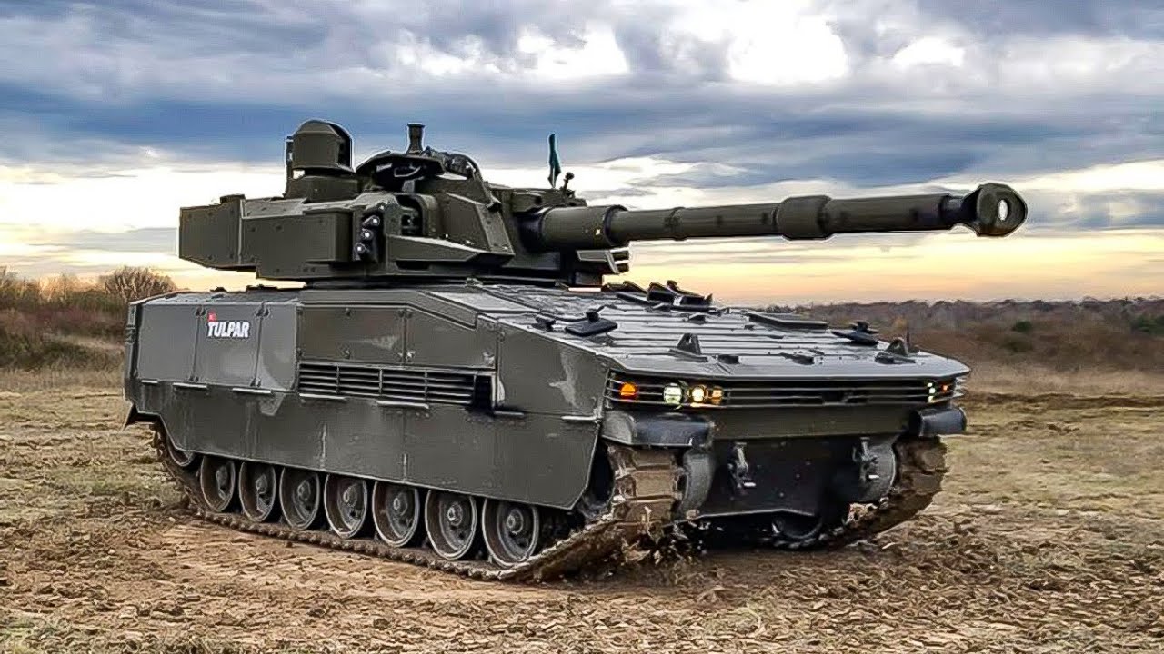 BREZİLYA OTOKAR TULPAR ZIRHLI MUHAREBE ARACINI TEST EDİYOR