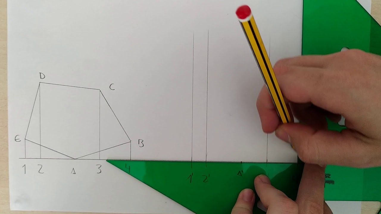 Construcción de una figura plana igual a otra (perpendiculares)