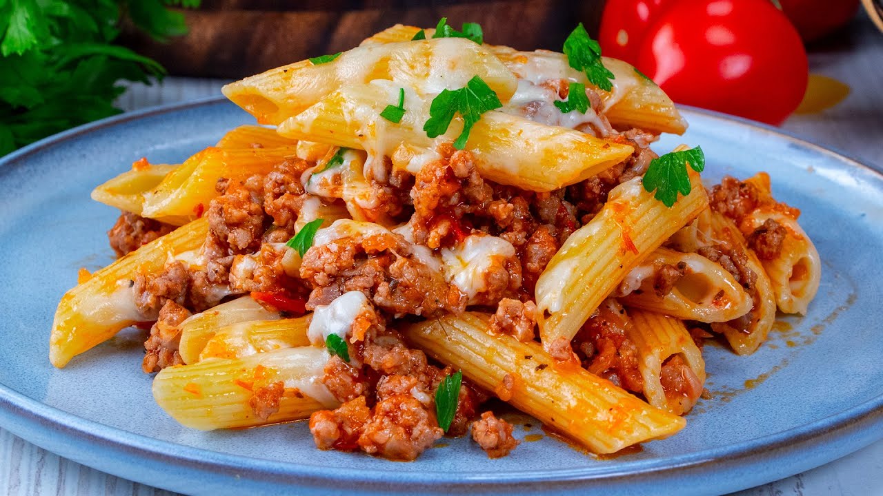 Jak przygotować ulubiony obiad całej rodziny - makaron z mięsem, 15 minut!