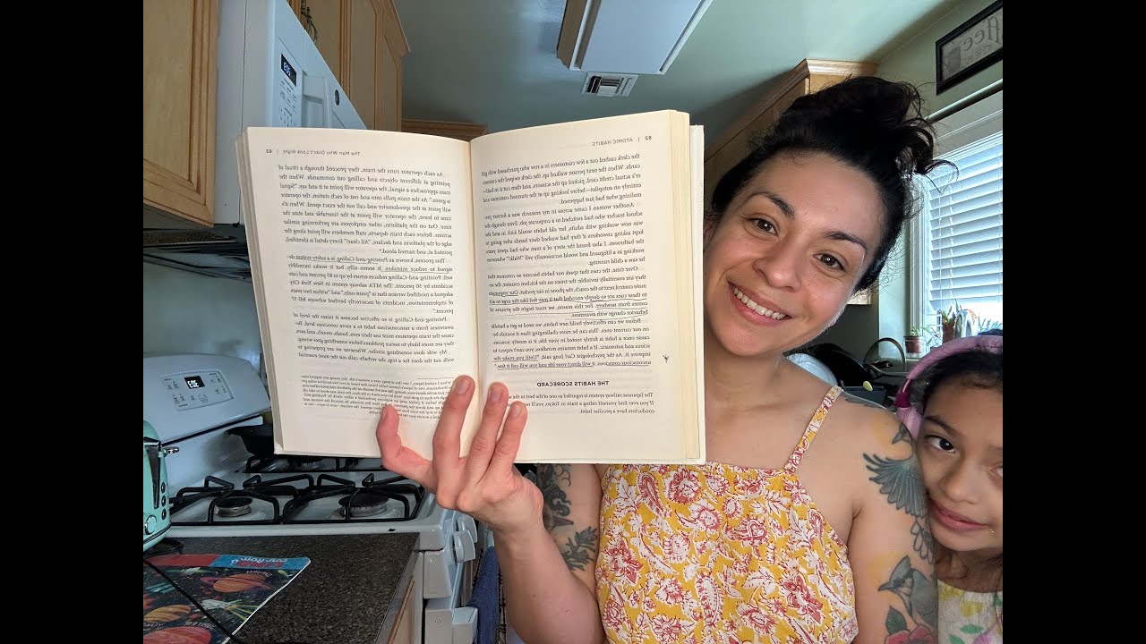 REVIEW| Why homeschool mom need this book! | Atomic Habits: An Easy & Proven Way to Build Good Habit