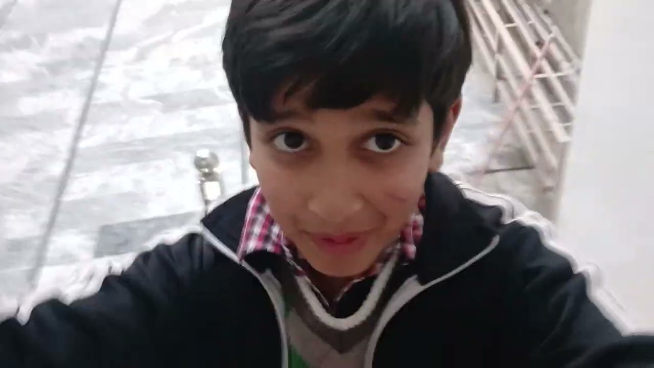 Aj ham ne masjid me vlog banaya