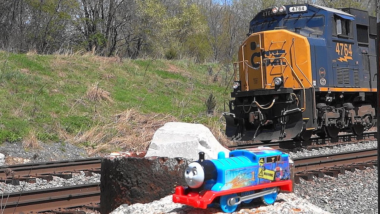 🚂 Thomas The Tank Engine Watches a 🍔 MAC Lead a Trash Train