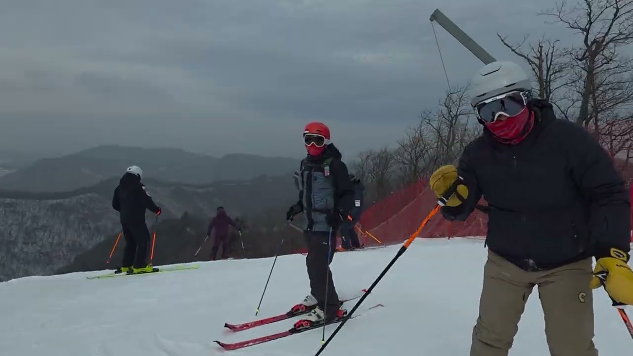 2026년2월4일, 할배들의 놀이터? 레인보우 1 슬로프로 내려가기