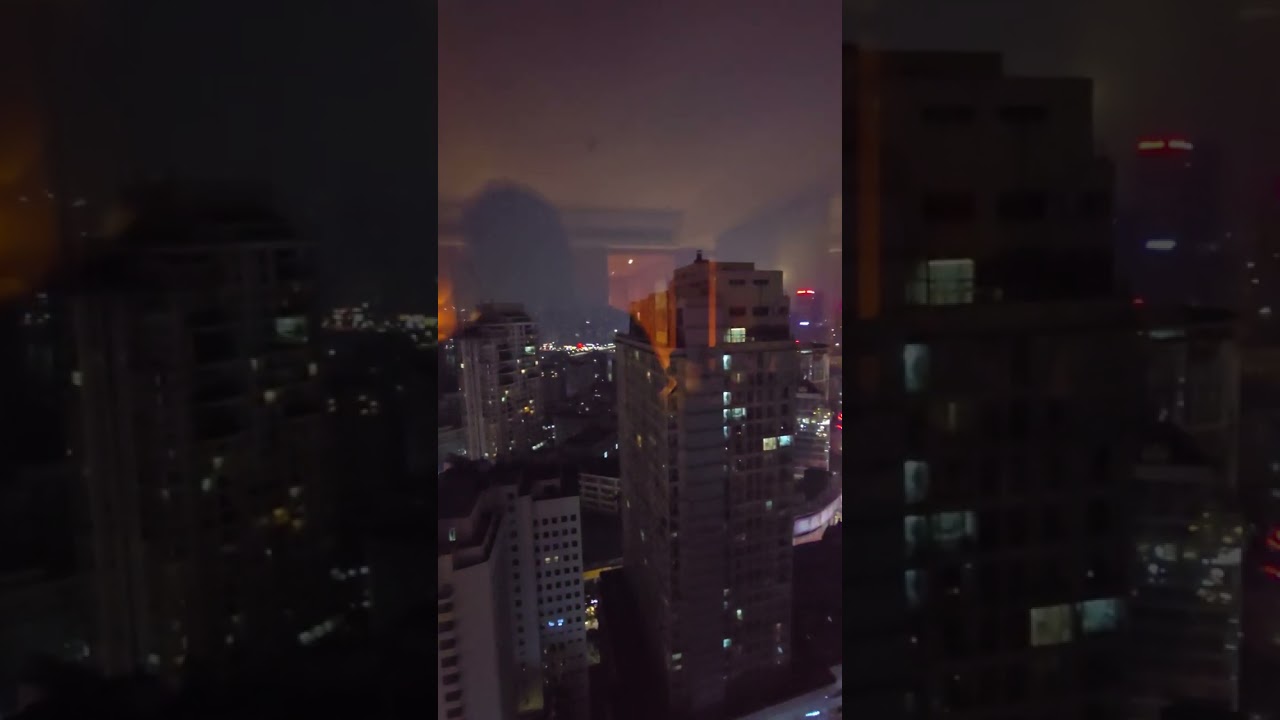 Hotel Room: Glenview ITC Plaza Hotel