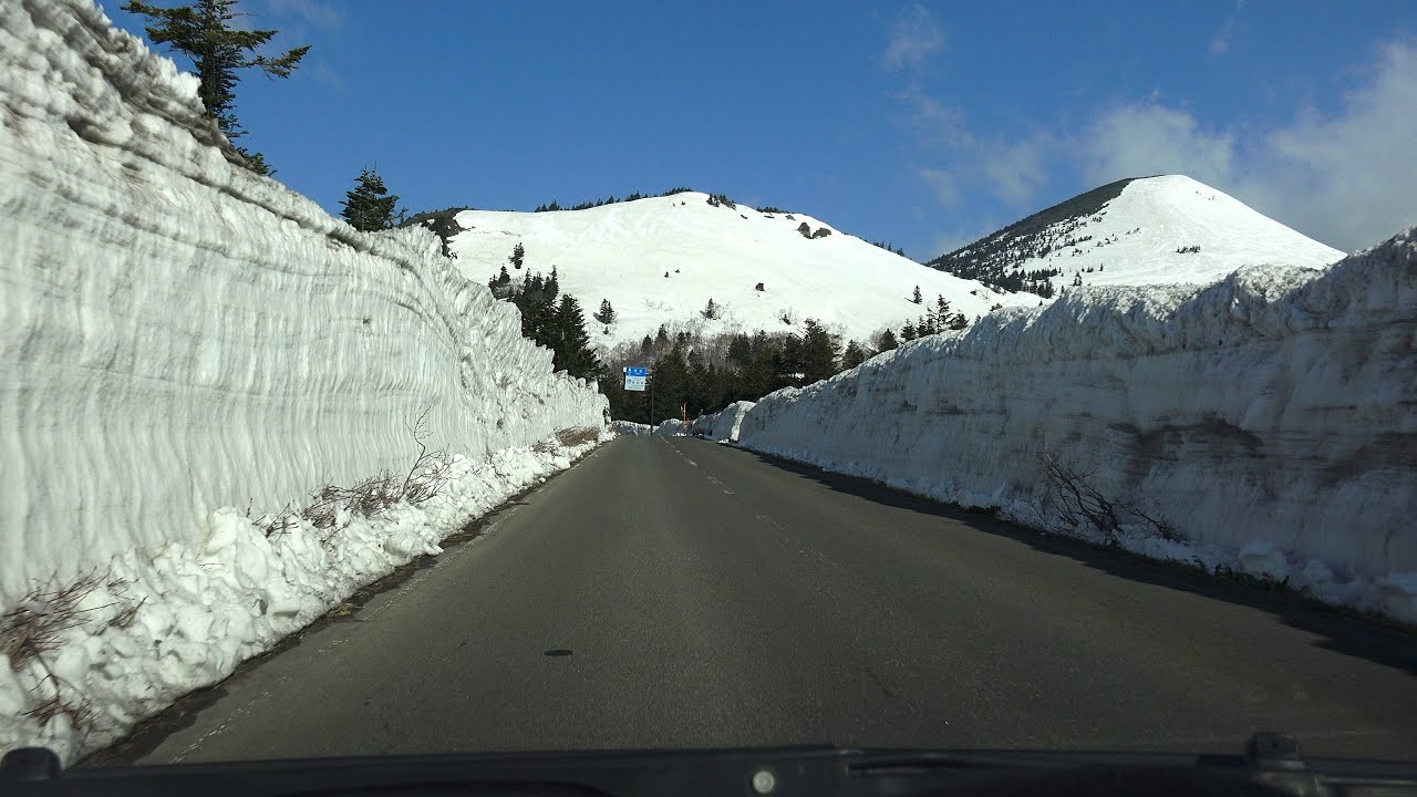 4K　雪の回廊時期の国道102号・国道103号　等速　青森県十和田市→八甲田山（酸ヶ湯）→青森市