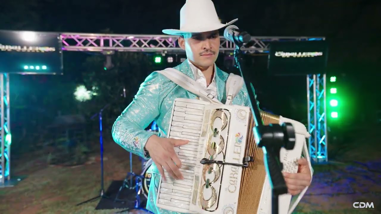 Los Caballeros De Cosala - El Serious (En Vivo)