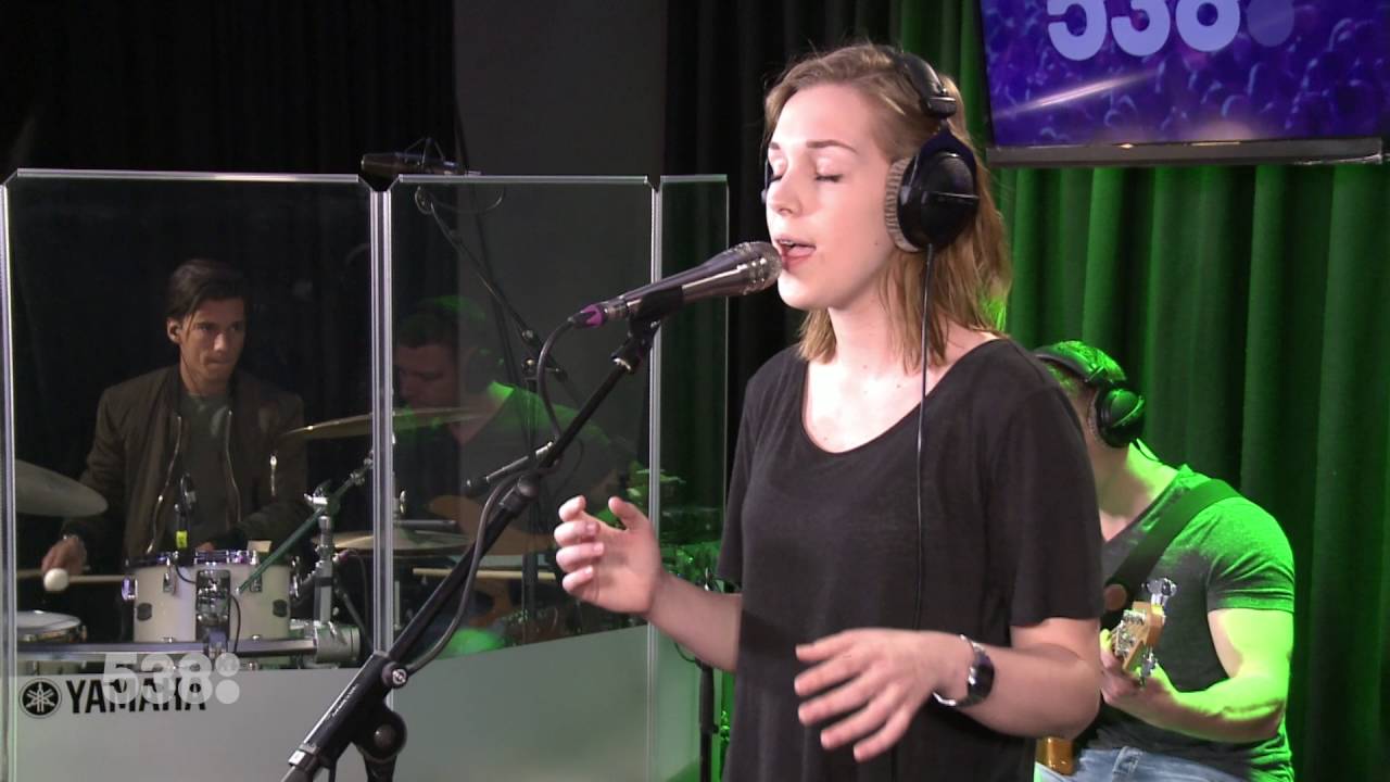 Nina den Hartog - Lights go out | Live bij Evers Staat Op