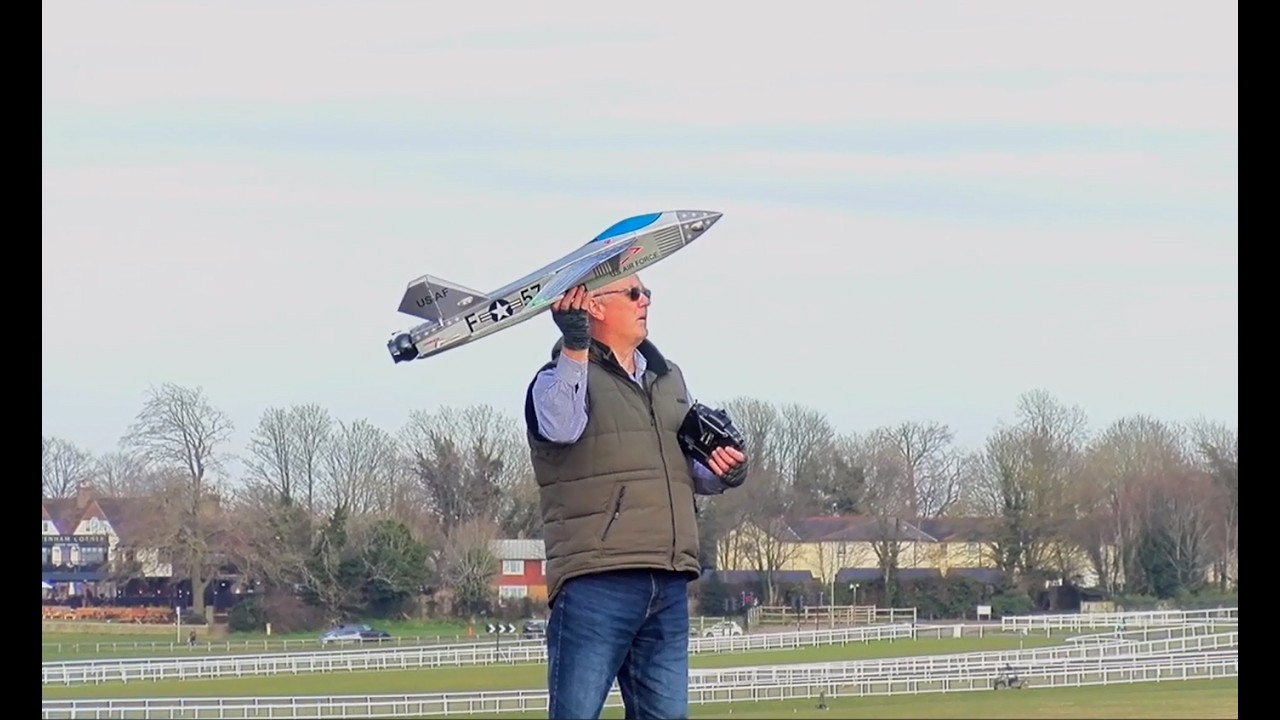 Surrey Shorts Flying on the Downs