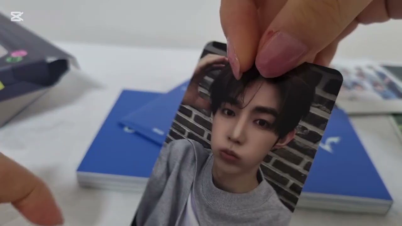 졸업 기념으로 산 ZB1 앨범깡 ~😍😍  앨범 2개  행복하당~❤️❤️