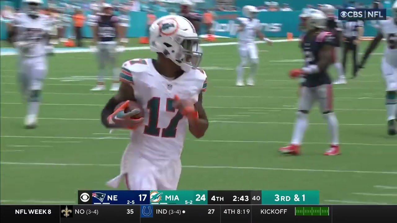 Tua to Waddle 31-yard TD