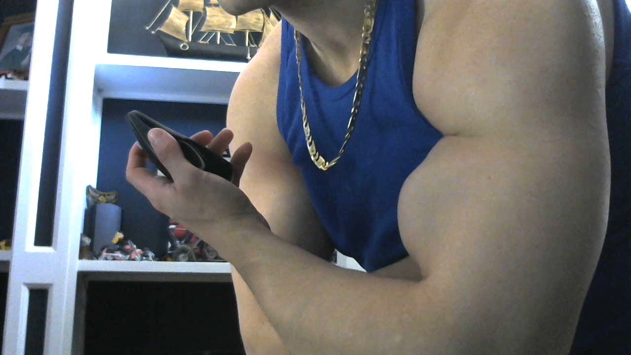 big rock hard biceps peaks