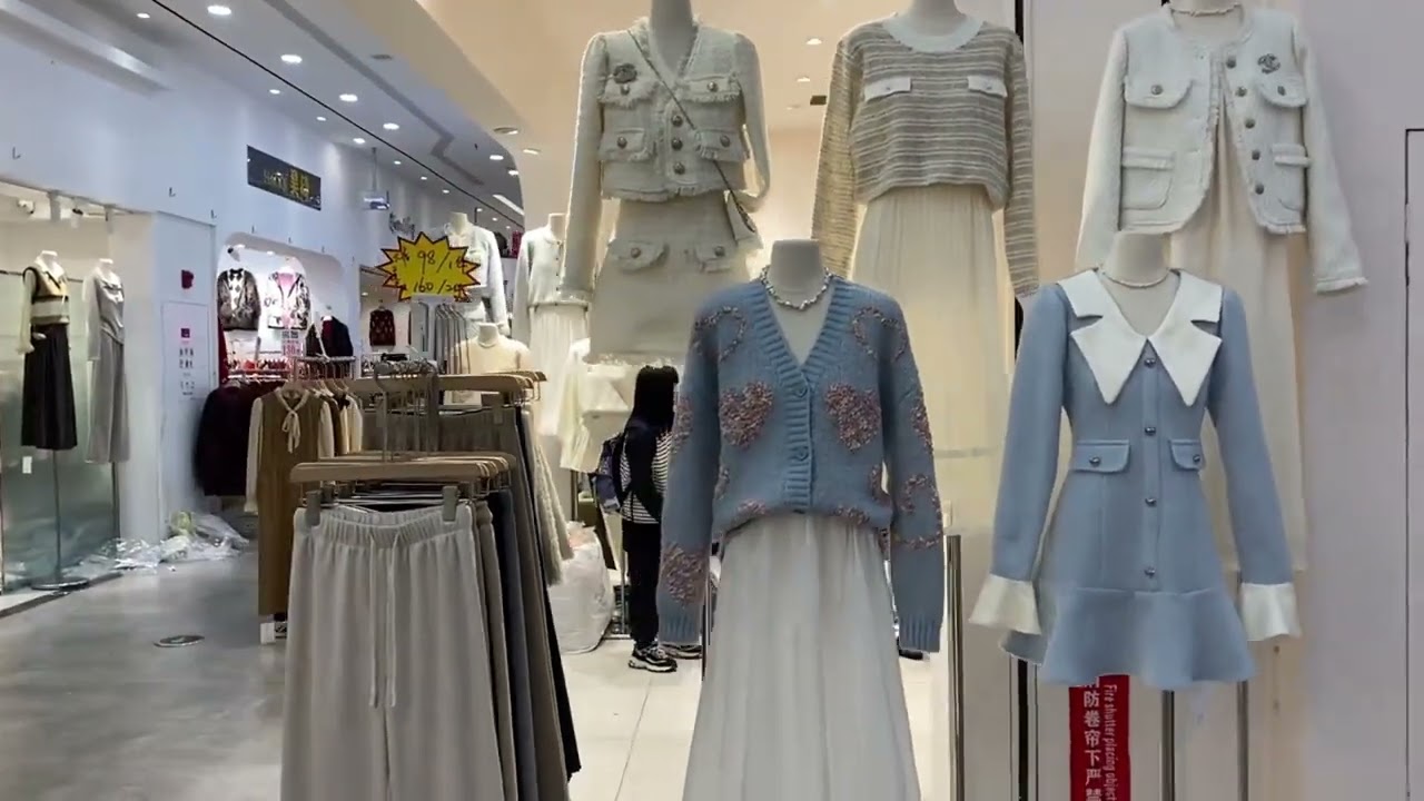 100块三件！广州服装批发市场，年底冬装大清仓，最后几天，衣服才100块三件