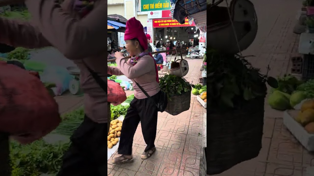 Tham quan chợ Hàng Tếch tại Sơn La