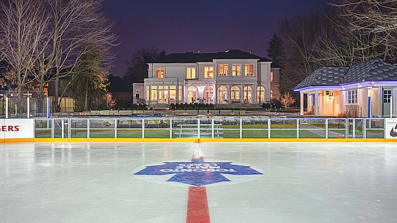 BEST BACKYARD RINK IN TORONTO!?