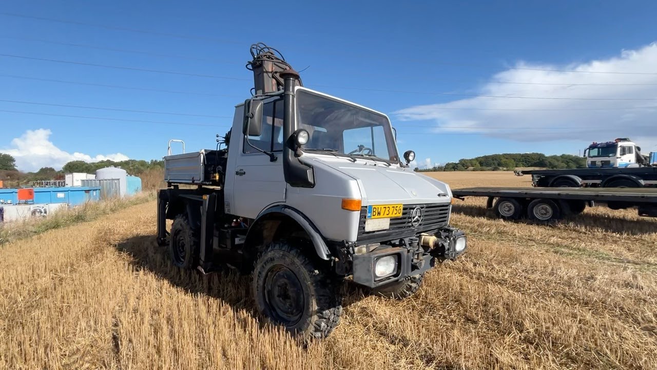 Køb Unimog med atlas kran Mercedes-Benz Unimog på Klaravik
