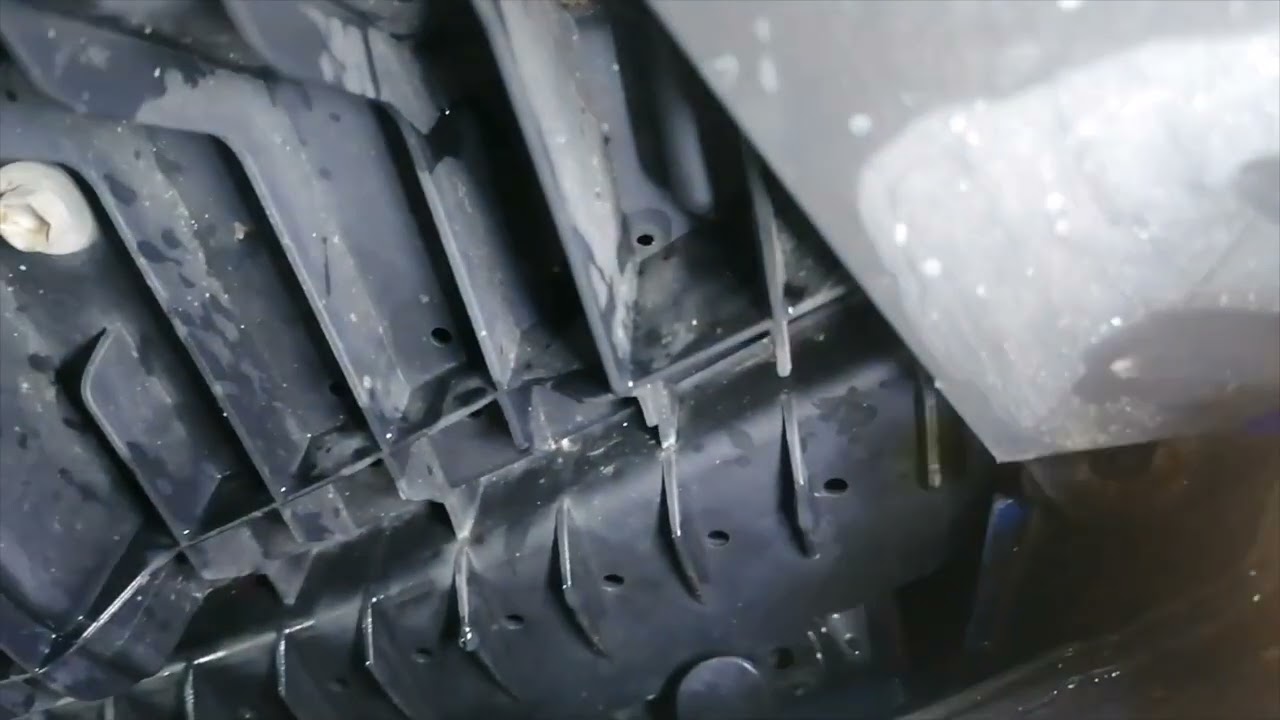 How to Remove Front Bumper on Toyota Verso