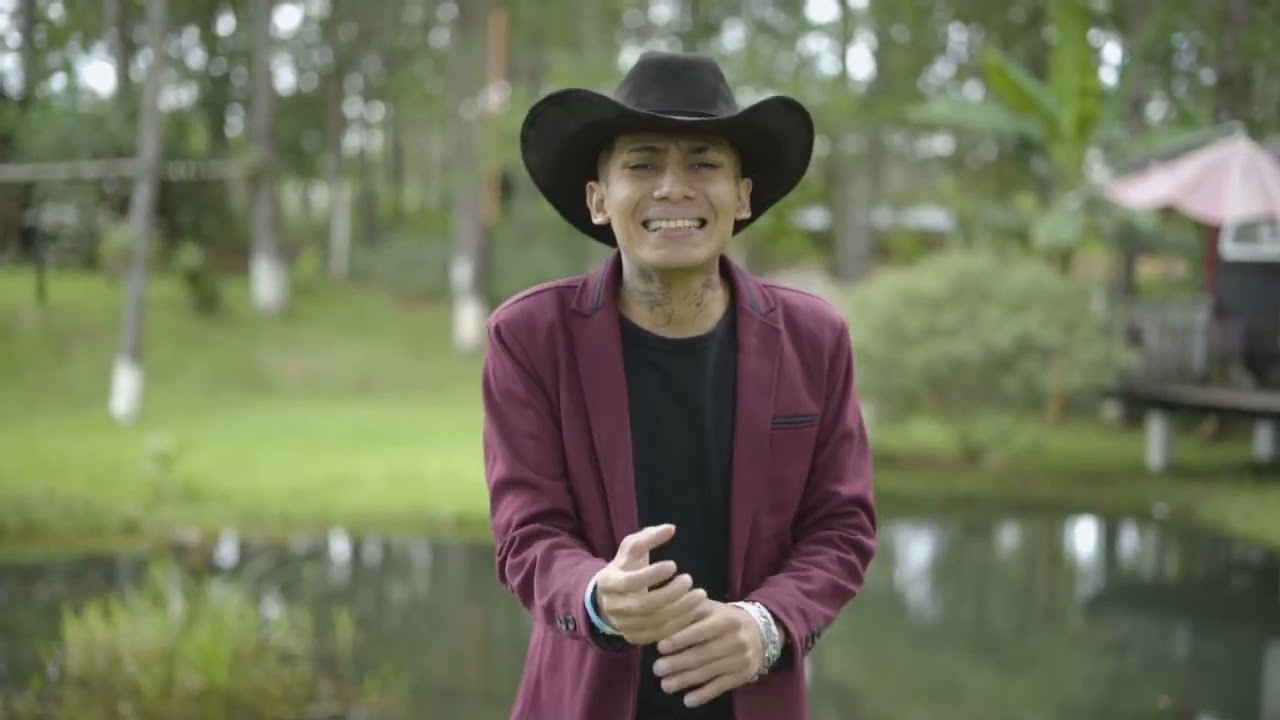 Me regalo contigo (video oficial Rancherito Calibre 58