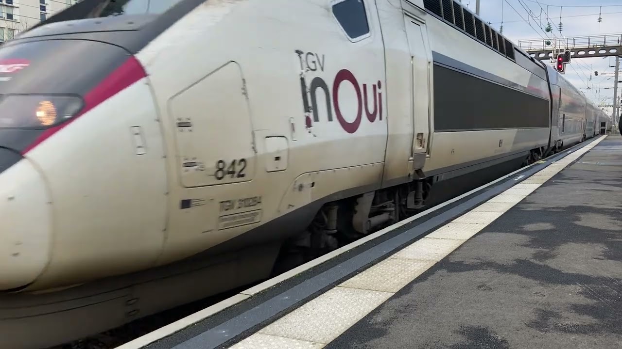 (-ARRIVÉES-D’UNES-RAMES-EUROSDUPLEX-2N2-EN-LIVRÉES-INOUÏS-EN-UNITÉES-MULTIPLES-EN-GARES-SNCF-DE--)-!