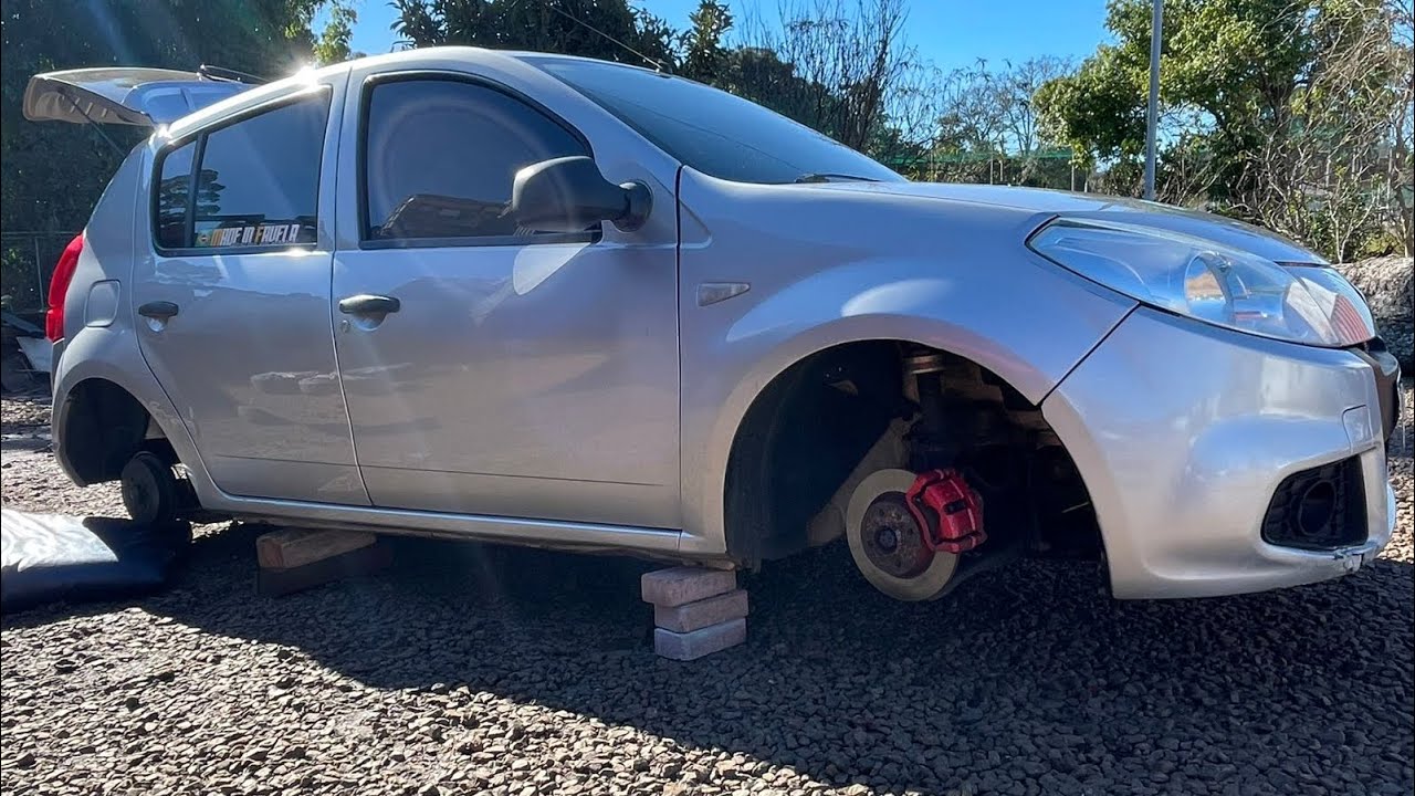 Pintei as rodas do Sandero