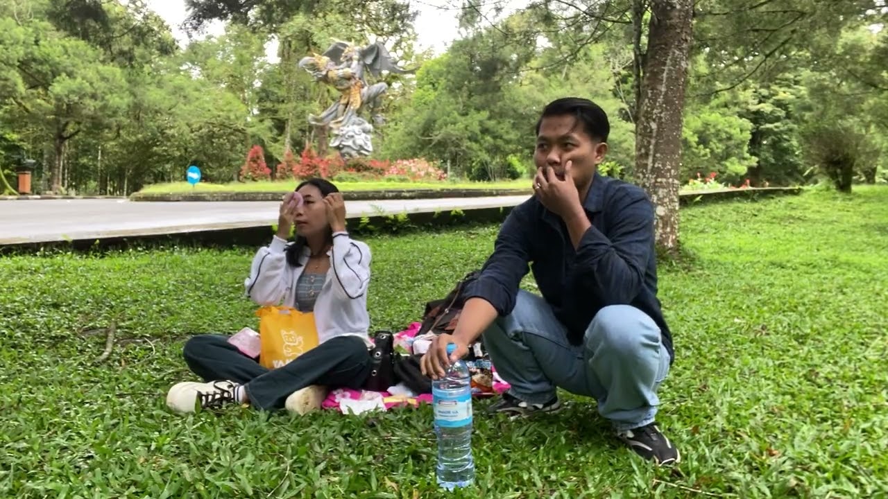 KEBUN RAYA BEDUGUL DI HARI VALENTINE