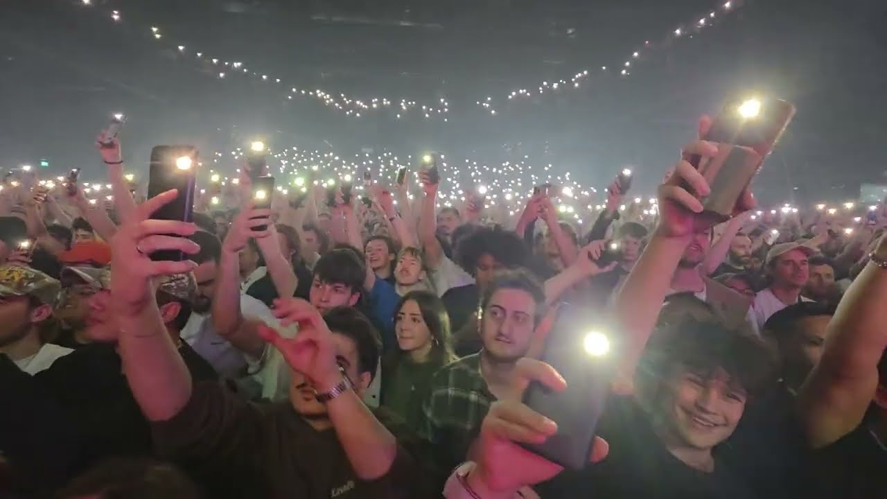 Clipse - So Far Ahead Live @Poppodium Tilburg Let God Sort Em Out Tour 