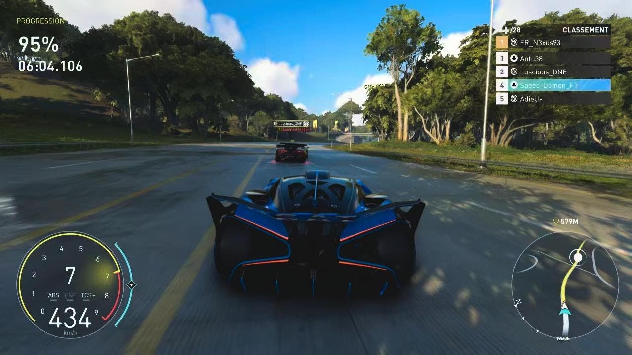 Very close Grand Race finish! - THE CREW MOTORFEST