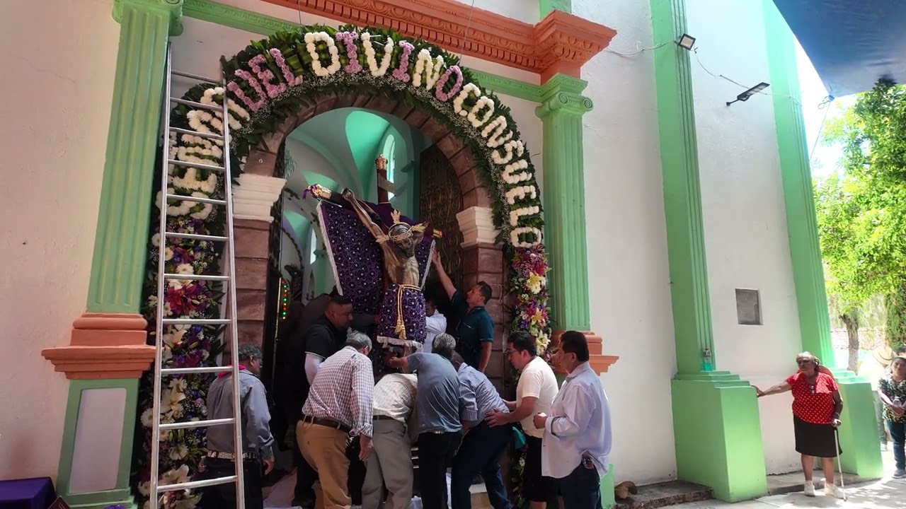 San Miguel Papalutla, Oaxaca. Procesión 1
