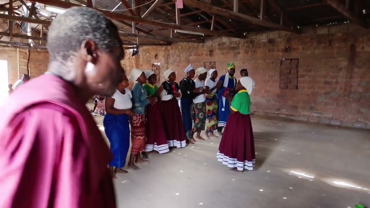 Amazing Grace Praise Team - waleta malumbo