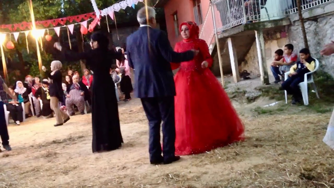 Böyle Köy Düğünü Kalmadı! Eski Usul Düğün Eğlencesi 🔥