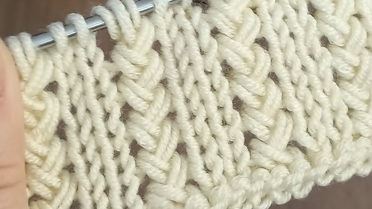 ELEGANCE LOVERS, THIS MODEL IS AMAZING..#crochet #knitting #
